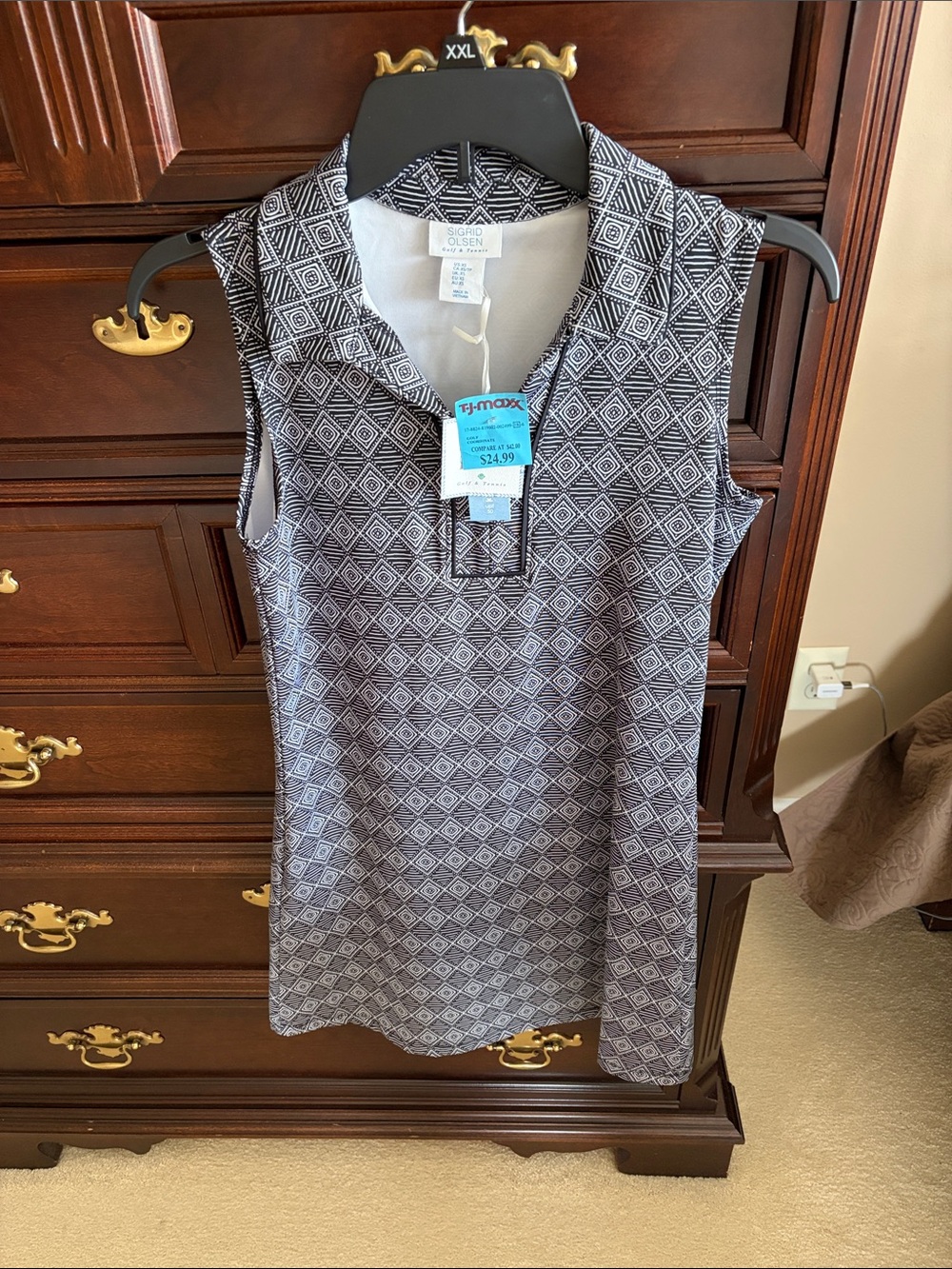 Geometric Print Sleeveless Golf/Tennis Dress - Black & White - new with tags
